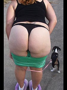 Weibliche Rundungen & Big Boobs steht auf Po-Erotik!